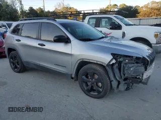 2017 Jeep Cherokee Sport с VIN 1C4PJLAS4HW540389, выставлен на аукционе Copart как лот 80643134 с пробегом 108 471 миль миль и Списание • Salvage title. История ставок и продаж доступна на DreamBid. Изображение 4.