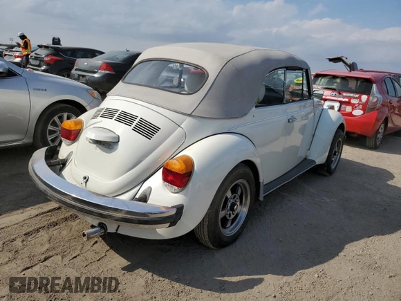 1979 Volkswagen Beetle with VIN 1592042384, listed as a Copart auction lot 76500934 with 37,218 mi miles and Salvage Title. Bid and sale history available at DreamBid. Image 3.