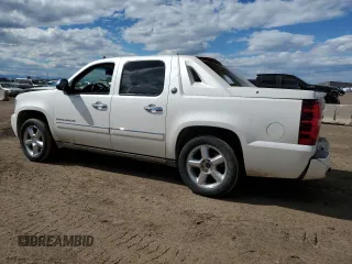 2013 Chevrolet Avalanche LTZ with VIN 3GNTKGE75DG138065, listed as a Copart auction lot 57346095 with 194,389 mi miles and Salvage title. Bid and sale history available at DreamBid. Image 2.