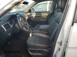 2021 Volkswagen Atlas SE z VIN 1V2DP2CA8MC562311, wystawiony jako Copart lot #76191734 z przebiegiem 34 756 mil mil oraz Szkoda całkowita • Salvage title. Historia ofert i sprzedaży dostępna na DreamBid. Obrazek 7.