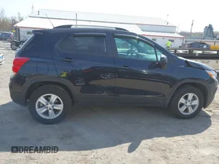 2022 Chevrolet Trax LT with VIN KL7CJPSM7NB568709, listed as a IAAI auction lot 42061802 with 28,995 mi miles and . Bid and sale history available at DreamBid. Image 14.