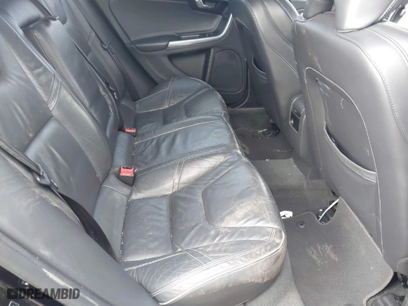 2016 Volvo S60 T5 Drive-E R-Design Special Edition with VIN YV126MFP6G2395071, listed as a IAAI auction lot 41763662 with 89,556 mi miles. Bid and sale history available at carsss.com. Image 8.