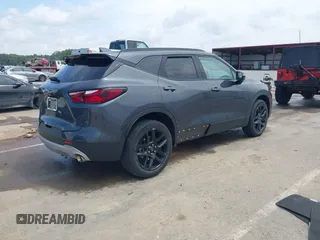 2021 Chevrolet Blazer LT с VIN 3GNKBCRS0MS584432, выставлен на аукционе IAAI как лот 42267630 с пробегом 29 578 миль миль и . История ставок и продаж доступна на DreamBid. Изображение 4.