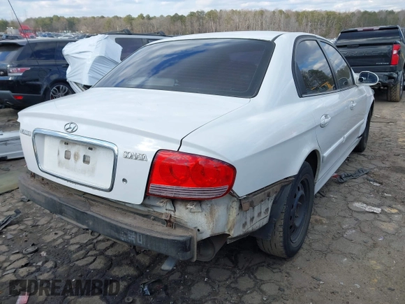 2003 Hyundai Sonata with VIN KMHWF25S13A830754, listed as a IAAI auction lot 41409518 with 207,849 mi miles. Bid and sale history available at carsss.com. Image 4.