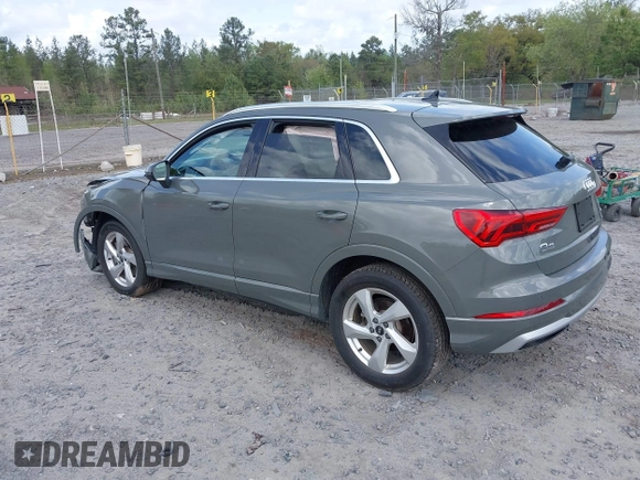 2022 Audi Q3 Premium with VIN WA1AUCF31N1001343, listed as a IAAI auction lot 41961486 with 41,578 mi miles. Bid and sale history available at carsss.com. Image 3.