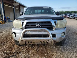 2008 Toyota Tacoma PreRunner with VIN 5TETU62NX8Z547902, listed as a Copart auction lot 59796525 with 176,922 mi miles and Salvage title. Bid and sale history available at DreamBid. Image 5.