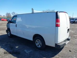 2006 Chevrolet Express Cargo with VIN 1GCFG15XX61261303, listed as a IAAI auction lot 41853813 with 174,363 mi miles and . Bid and sale history available at DreamBid. Image 3.