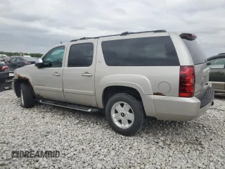 2008 Chevrolet Suburban LTZ with VIN 3GNFK16308G157294, listed as a Copart auction lot 57337905 with 312,276 mi miles and Clean title. Bid and sale history available at DreamBid. Image 2.