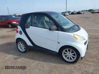 2008 Smart fortwo Pure with VIN WMEEJ31X68K131239, listed as a IAAI auction lot 41941834 with 81,964 mi miles and . Bid and sale history available at DreamBid. Image 1.