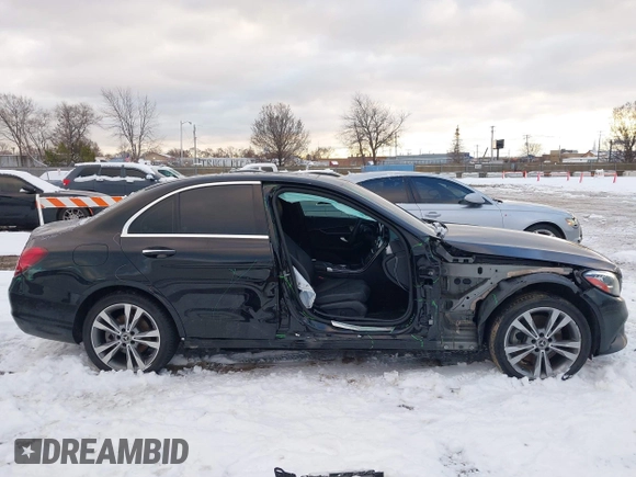 2021 Mercedes-Benz C 300 с VIN W1KWF8EB0MR640153, выставлен на аукционе IAAI как лот 41164310 с пробегом 34 364 миль миль и . История ставок и продаж доступна на DreamBid. Изображение 13.