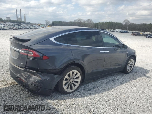 2016 Tesla Model X 70D with VIN 5YJXCBE21GF004162, listed as a Copart auction lot 47462715 with 88,593 mi miles and Salvage Title. Bid and sale history available at carsss.com. Image 3.