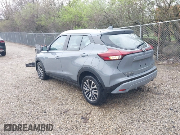 2021 Nissan Kicks SV with VIN 3N1CP5CV7ML477999, listed as a IAAI auction lot 41953378 with 107,060 mi miles. Bid and sale history available at carsss.com. Image 3.
