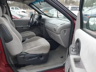 2002 Chevrolet Venture LS 1SC Pkg with VIN 1GNDX03E32D272484, listed as a IAAI auction lot 41838997 with 246,745 mi miles. Bid and sale history available at carsss.com. Image 5.