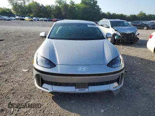 2023 Hyundai Ioniq 6 Preferred z VIN KMHM34AC6PA022030, wystawiony jako Copart lot #61695834 z przebiegiem 18 100 mil mil oraz Szkoda całkowita • Salvage title. Historia ofert i sprzedaży dostępna na DreamBid. Obrazek 5.