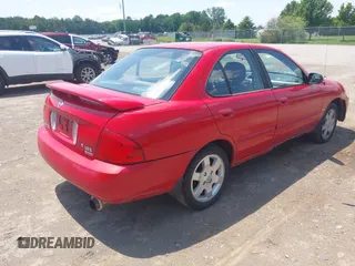 2006 Nissan Sentra S z VIN 3N1CB51D46L586139, wystawiony jako IAAI lot #42466684 z przebiegiem 157 330 mil mil oraz . Historia ofert i sprzedaży dostępna na DreamBid. Obrazek 4.