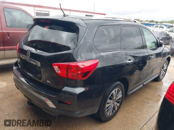 2018 Nissan Pathfinder SL with VIN 5N1DR2MN0JC633392, listed as a IAAI auction lot 41819626 with 160,504 mi miles. Bid and sale history available at carsss.com. Image 4.