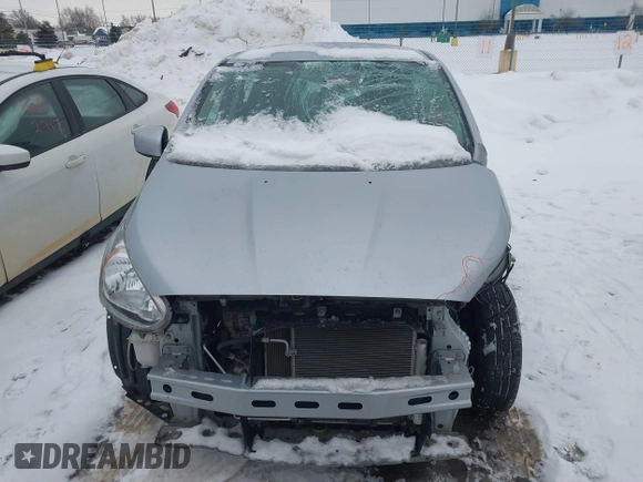 2019 Mitsubishi Mirage ES z VIN ML32A3HJ1KH007390, wystawiony jako IAAI lot #41515634 z przebiegiem 66 451 mil mil oraz . Historia ofert i sprzedaży dostępna na DreamBid. Obrazek 13.