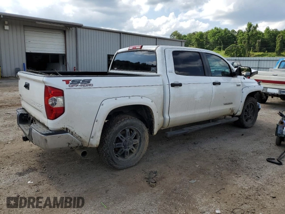 2015 Toyota Tundra 4WD Truck SR5 with VIN 5TFDW5F16FX417913, listed as a Copart auction lot 53670524 with 104,439 mi miles. Bid and sale history available at carsss.com. Image 3.