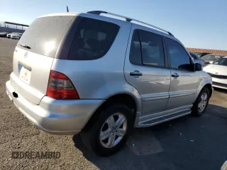 2005 Mercedes-Benz M-Class 3.7L with VIN 4JGAB57E05A538580, listed as a Copart auction lot 76125574 with 170,703 mi miles and Clean Title. Bid and sale history available at carsss.com. Image 3.