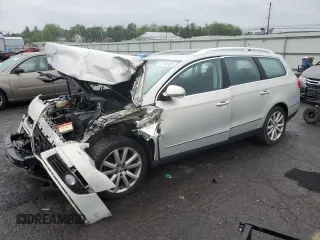 2010 Volkswagen Passat Komfort z VIN WVWXM7AN4AE145066, wystawiony jako Copart lot #57048455 z przebiegiem Nie podano mil oraz Szkoda całkowita • Salvage title. Historia ofert i sprzedaży dostępna na DreamBid. Obrazek 1.