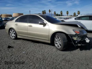 2009 Acura RL Tech Pkg with VIN JH4KB26609C002495, listed as a Copart auction lot 42647185 with 116,942 mi miles and Salvage Title. Bid and sale history available at carsss.com. Image 4.