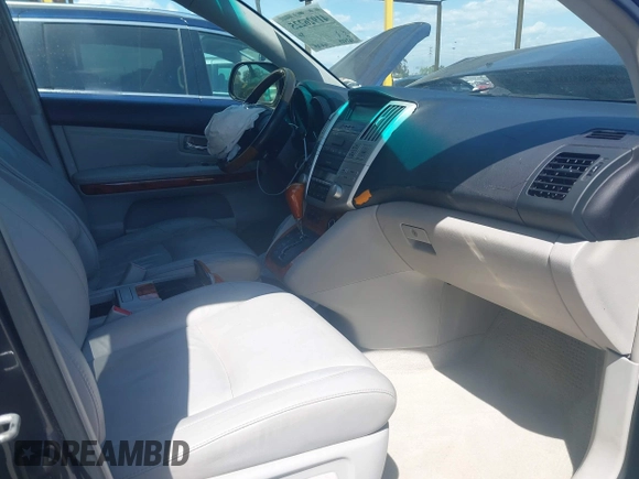 2006 Lexus RX 330 with VIN 2T2HA31UX6C103178, listed as a IAAI auction lot 41926225 with 167,529 mi miles. Bid and sale history available at carsss.com. Image 5.