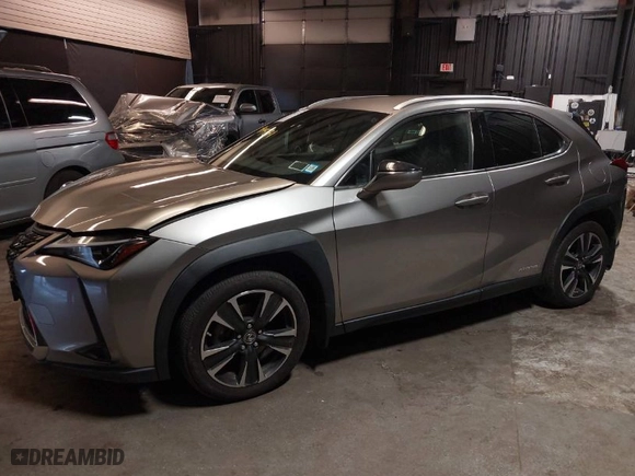 2019 Lexus UX with VIN JTHU9JBH5K2013400, listed as a IAAI auction lot 41444271 with 23,057 mi miles. Bid and sale history available at carsss.com. Image 2.