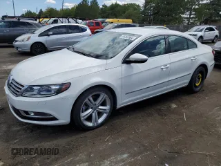 2013 Volkswagen CC Sport with VIN WVWBN7AN8DE509193, listed as a Copart auction lot 65256984 with 62,211 mi miles and Salvage Title. Bid and sale history available at carsss.com. Image 1.
