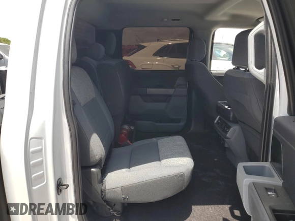 2021 Ford F-150 XL with VIN 1FTEW1CP2MKE62928, listed as a Copart auction lot 59882525 with 32,481 mi miles and Salvage title. Bid and sale history available at DreamBid. Image 10.