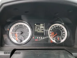 2018 Ram 1500 Tradesman z VIN 3C6RR6KT6JG219170, wystawiony jako Copart lot #54203595 z przebiegiem 153 322 mil mil oraz Szkoda całkowita • Salvage title. Historia ofert i sprzedaży dostępna na DreamBid. Obrazek 9.