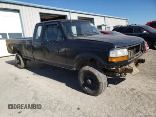 1993 Ford F-250 with VIN 1FTHX26H6PKB45310, listed as a Copart auction lot 76711334 with 0 mi miles and Salvage Title. Bid and sale history available at carsss.com. Image 4.