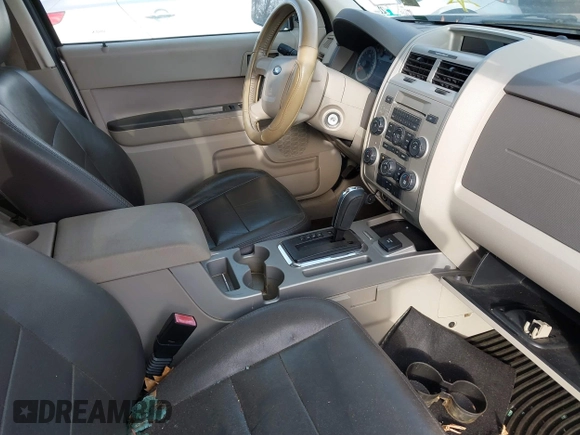 2009 Ford Escape Hybrid с VIN 1FMCU593X9KA57413, выставлен на аукционе IAAI как лот 41895313 с пробегом Не указан миль и . История ставок и продаж доступна на DreamBid. Изображение 5.