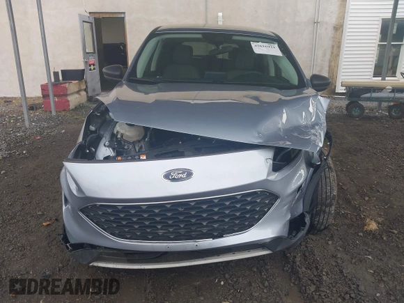 2022 Ford Escape SE with VIN 1FMCU0G66NUB41002, listed as a IAAI auction lot 42616921 with Not provided miles and . Bid and sale history available at DreamBid. Image 13.