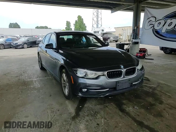 2018 BMW 3 Series 330i with VIN WBA8B9C52JEE83407, listed as a Copart auction lot 60325895 with 68,118 mi miles and Salvage title. Bid and sale history available at DreamBid. Image 13.