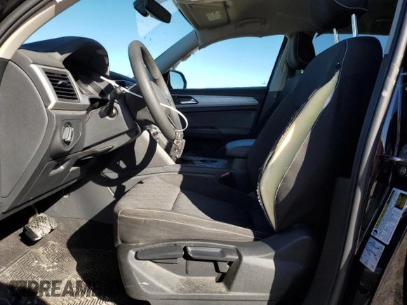 2021 Volkswagen Atlas S with VIN 1V2AP2CA8MC610439, listed as a Copart auction lot 81643654 with 39,514 mi miles and Salvage title. Bid and sale history available at DreamBid. Image 7.