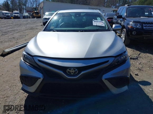 2021 Toyota Camry SE Nightshade with VIN 4T1G11AK3MU609515, listed as a IAAI auction lot 41764036 with 68,739 mi miles and . Bid and sale history available at carsss.com. Image 12.