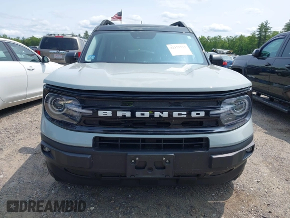 2023 Ford Bronco Sport Outer Banks z VIN 3FMCR9C64PRD05448, wystawiony jako IAAI lot #42375732 z przebiegiem 53 538 mil mil oraz . Historia ofert i sprzedaży dostępna na DreamBid. Obrazek 13.