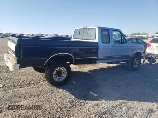 1997 Ford F-250 with VIN 1FTHX26H7VEB07077, listed as a Copart auction lot 75076324 with 126,666 mi miles and Salvage Title. Bid and sale history available at carsss.com. Image 3.