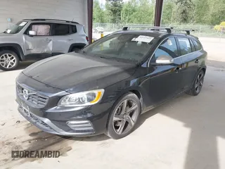 2015 Volvo V60 z VIN YV1902SH9F1190853, wystawiony jako IAAI lot #42237421 z przebiegiem 49 122 mil mil oraz . Historia ofert i sprzedaży dostępna na DreamBid. Obrazek 2.