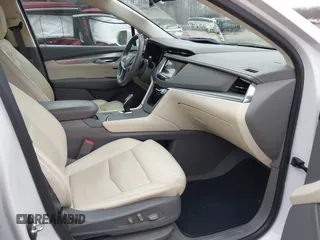 2017 Cadillac XT5 Luxury AWD with VIN 1GYKNDRS8HZ274425, listed as a IAAI auction lot 41170584 with 84,303 mi miles and . Bid and sale history available at carsss.com. Image 5.