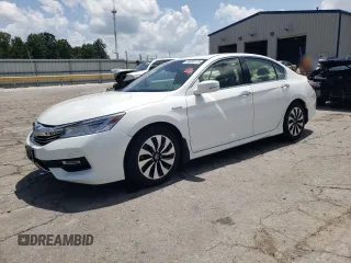2017 Honda Accord Touring with VIN JHMCR6F7XHC023899, listed as a Copart auction lot 60900175 with 29,092 mi miles and Salvage title. Bid and sale history available at DreamBid. Image 1.