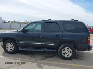 2005 Chevrolet Tahoe LS z VIN 1GNEK13T05J124225, wystawiony jako IAAI lot #41699401 z przebiegiem 253 632 mil mil oraz . Historia ofert i sprzedaży dostępna na DreamBid. Obrazek 14.