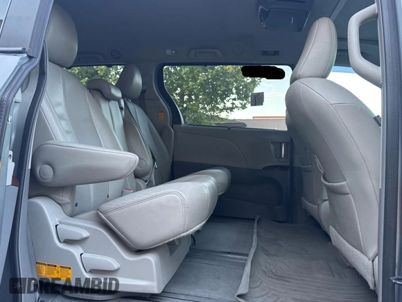 2013 Toyota Sienna XLE AAS with VIN 5TDYK3DC6DS398059, listed as a Copart auction lot 56074325 with 186,212 mi miles and Clean Title. Bid and sale history available at DreamBid. Image 6.
