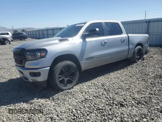 2021 Ram 1500 Big Horn z VIN 1C6SRFFTXMN537235, wystawiony jako Copart lot #60686455 z przebiegiem 18 209 mil mil oraz Szkoda całkowita • Salvage title. Historia ofert i sprzedaży dostępna na DreamBid. Obrazek 1.