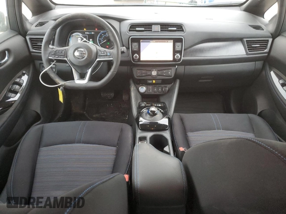 2022 Nissan LEAF SV Plus z VIN 1N4BZ1CV0NC551309, wystawiony jako Copart lot #43648275 z przebiegiem 25 582 mil mil oraz Szkoda całkowita • Salvage title. Historia ofert i sprzedaży dostępna na DreamBid. Obrazek 8.