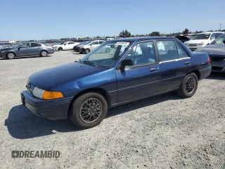 1993 Ford Escort z VIN 3FAPP13J4PR117875, wystawiony jako Copart lot #52543615 z przebiegiem 90 866 mil mil oraz Szkody całkowita. Historia ofert i sprzedaży dostępna na DreamBid. Obrazek 1.