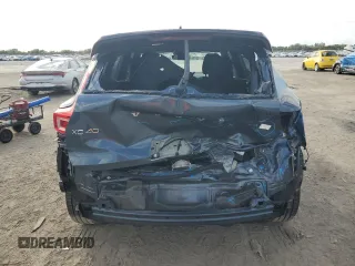 2022 Volvo XC40 Twin Plus z VIN YV4ED3UR5N2709889, wystawiony jako Copart lot #81162434 z przebiegiem 22 636 mil mil oraz Szkoda całkowita • Salvage title. Historia ofert i sprzedaży dostępna na DreamBid. Obrazek 6.