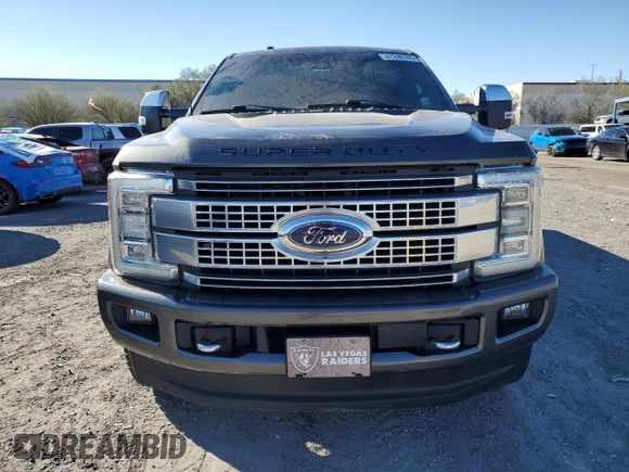 2017 Ford F-350 Platinum with VIN 1FT8W3BT2HEF16434, listed as a Copart auction lot 47240165 with 99,219 mi miles and Salvage Title. Bid and sale history available at DreamBid. Image 5.