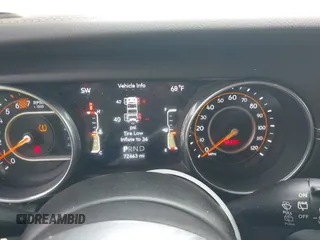 2018 Jeep Wrangler Unlimited Sahara with VIN 1C4HJXEN8JW303023, listed as a IAAI auction lot 42138631 with 72,463 mi miles and . Bid and sale history available at DreamBid. Image 7.