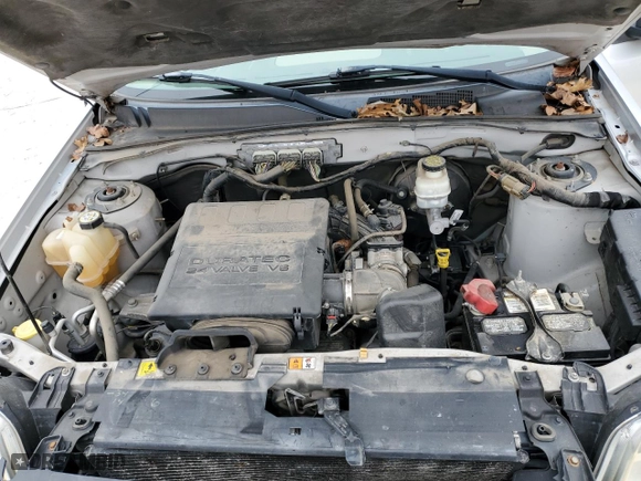 2011 Mercury Mariner with VIN 4M2CN8BG2BKJ05017, listed as a Copart auction lot 86358314 with 181,944 mi miles and Salvage Title. Bid and sale history available at carsss.com. Image 14.